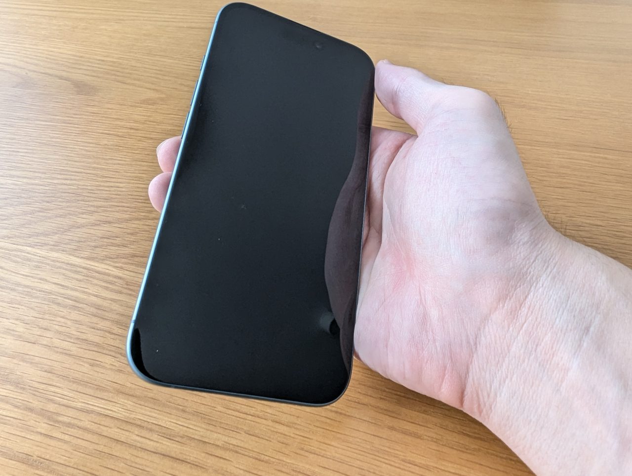 iPhone16レビュー