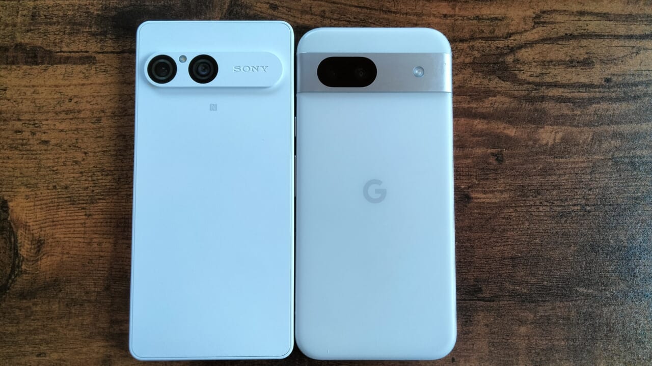 Xperia 10 VIIとGoogle Pixel 8a比較